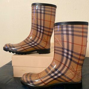 Burberry Haymarket Mid Rain Boots
